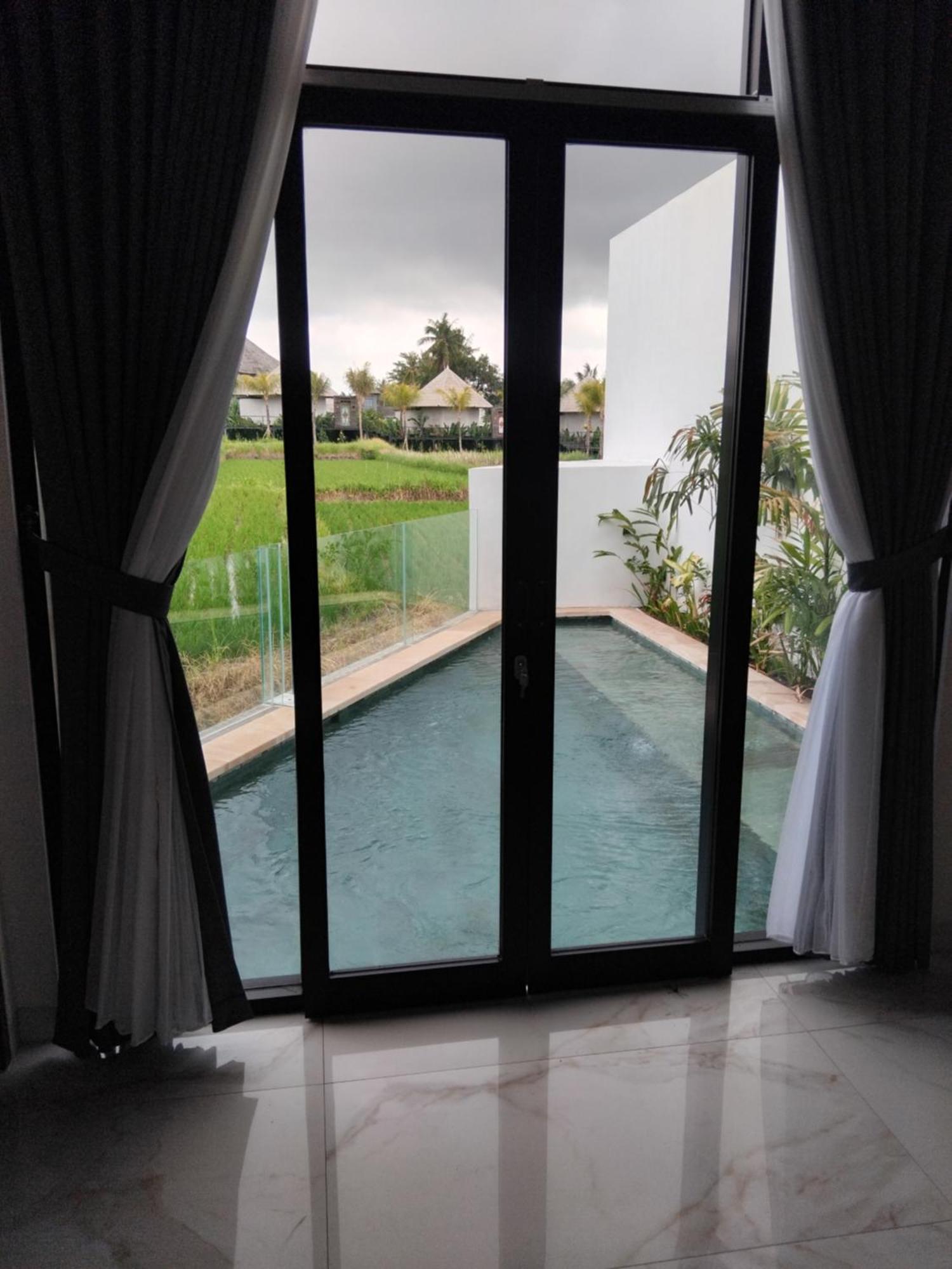 Sujiwa Ubud Hotel & Villa Екстер'єр фото