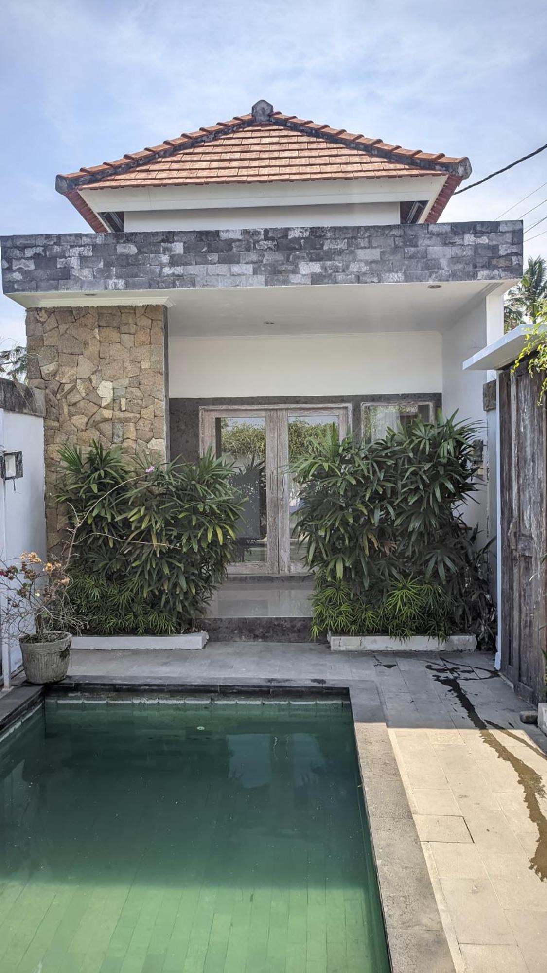Sujiwa Ubud Hotel & Villa Екстер'єр фото