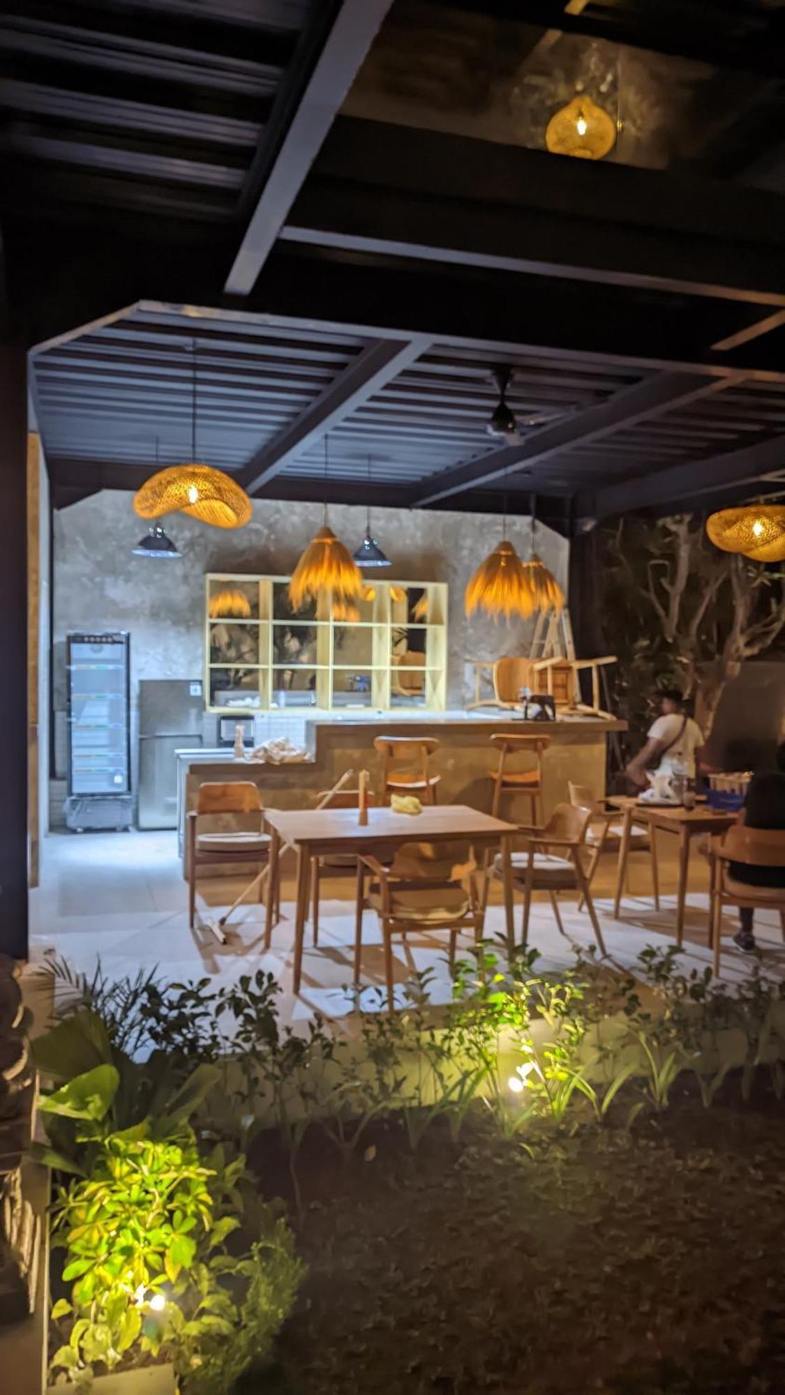 Sujiwa Ubud Hotel & Villa Екстер'єр фото