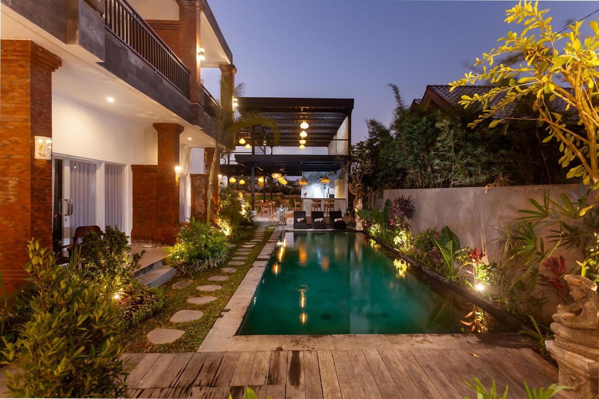 Sujiwa Ubud Hotel & Villa Екстер'єр фото